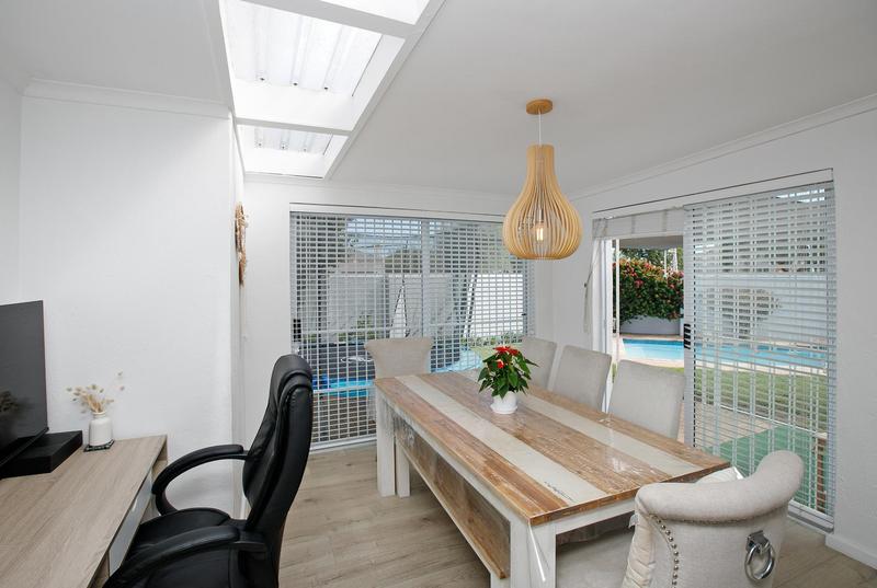 3 Bedroom Property for Sale in Sunningdale Western Cape